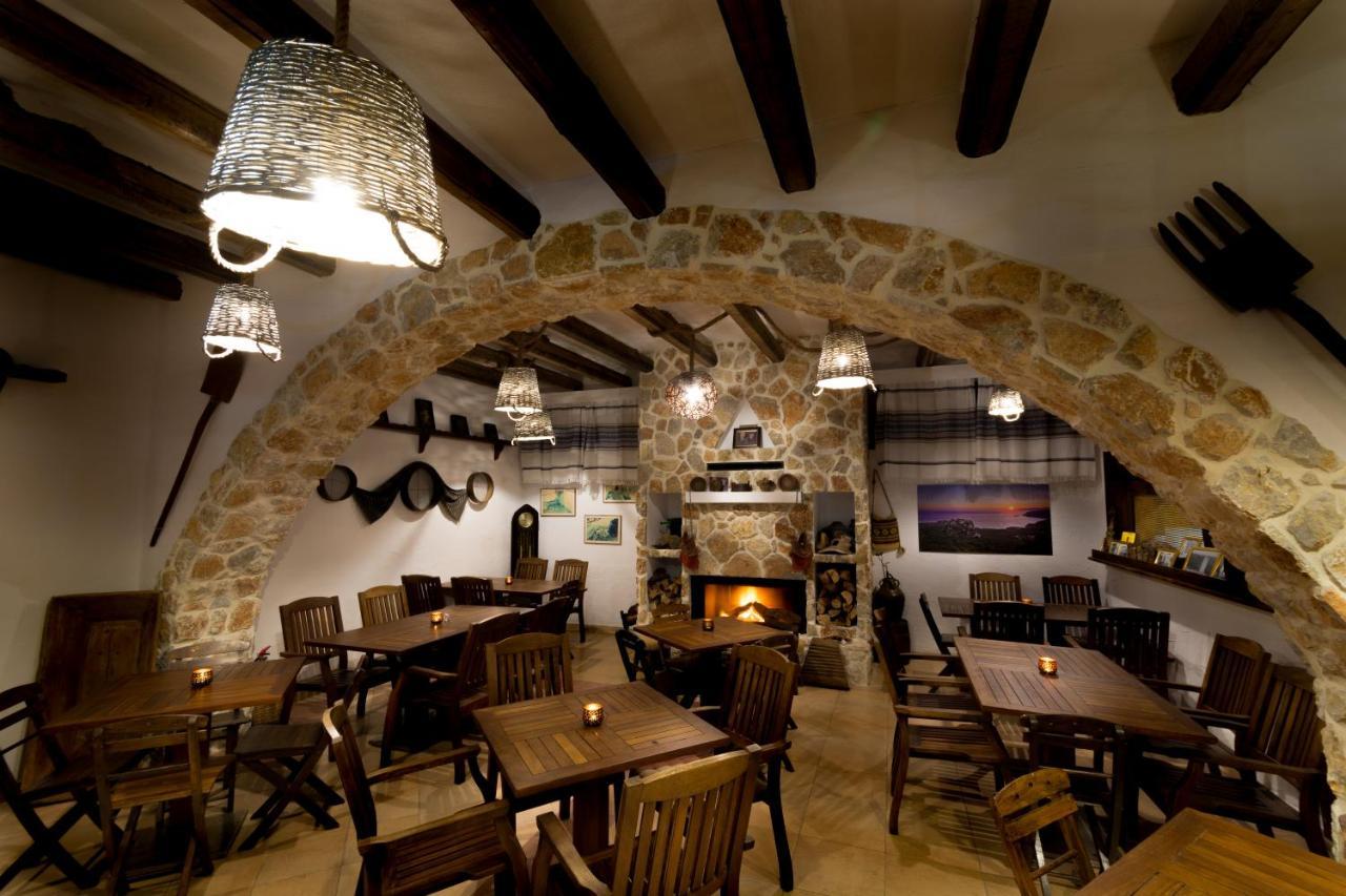 Limeri Traditional Guest House Monolithos  Luaran gambar