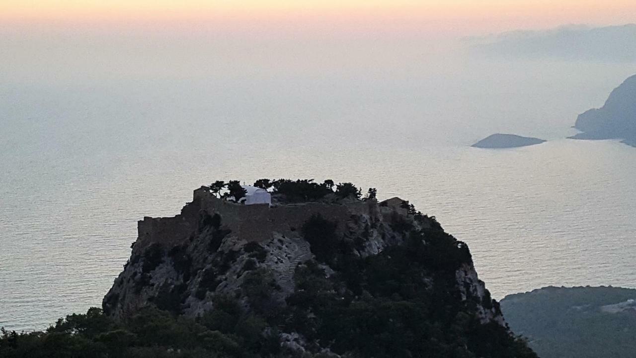Limeri Traditional Guest House Monolithos  Luaran gambar