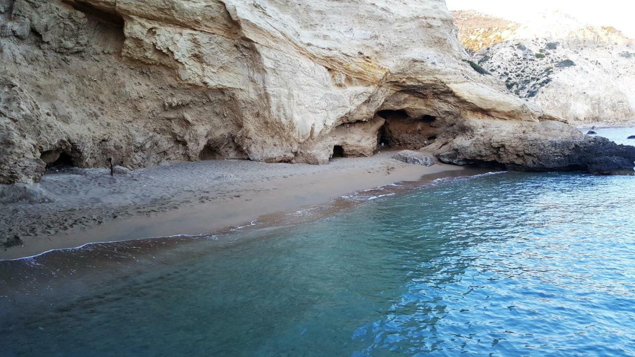 Limeri Traditional Guest House Monolithos  Luaran gambar